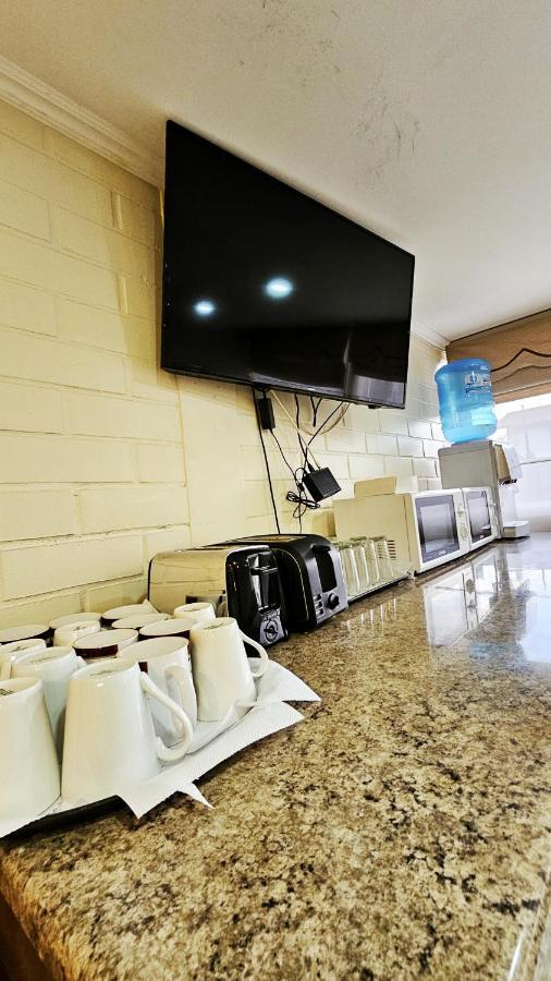 Hostal Aires Del Sur Centro De 兰卡瓜 外观 照片